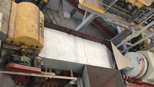 （圖：工業清洗泡沫）