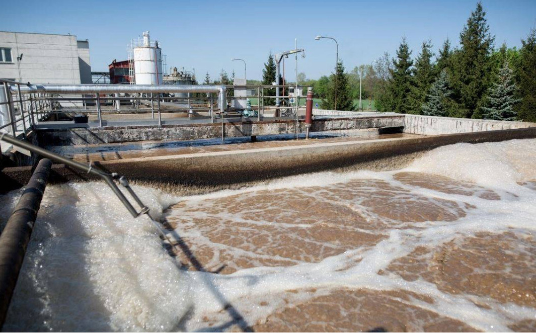 （圖：工業(yè)循環(huán)水泡沫池）