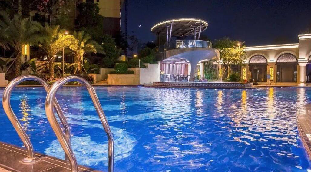 （圖：游泳池循環水起泡場景）