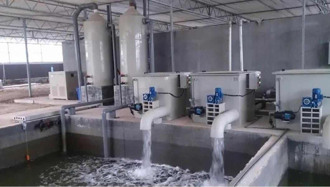 （圖：冷卻塔循環(huán)水起泡南輝水處理消泡劑應(yīng)用）